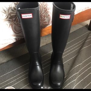 Matte Black Hunter Boots